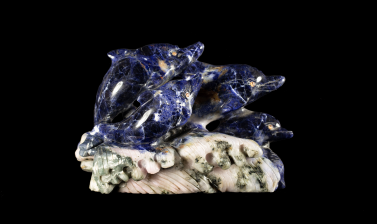 Sodalite carving